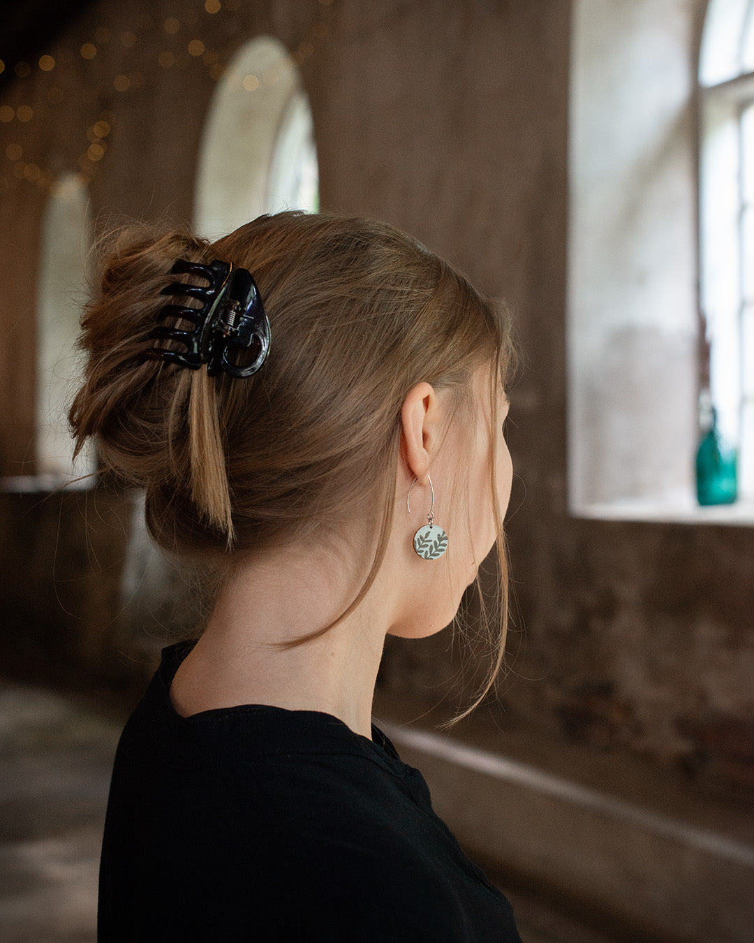 Sanikkaat-korvakorut, koko: M, väri: minttu-sammal